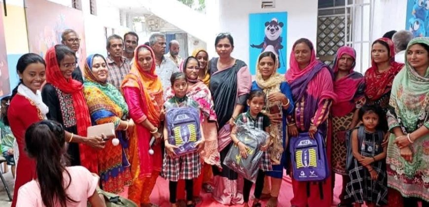 Helping Hands Trust and Cares Global Distributed School Opening Kits to Pak Refugees Families Children's at Meshana, Gujarat.